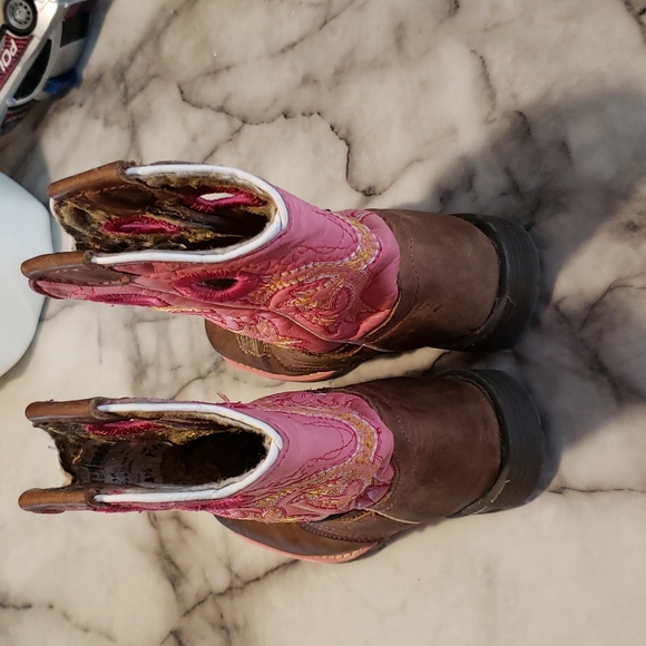 Boots - Picture 3 of 3